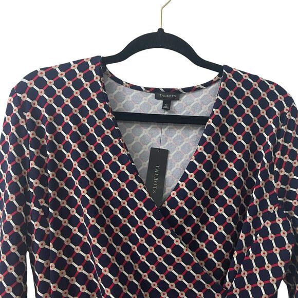 Talbots Blouse Women’s Medium Blue Red White Faux Wrap Stretch Americana NWT - Picture 2 of 6